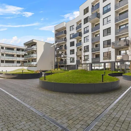 Apartment Lam Serenity Free Parking - Balcony Bratislava