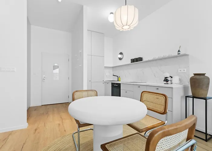 Lam Serenity Free Parking - Balcony アパート