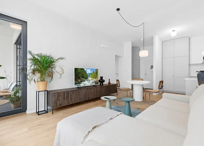 Lam Serenity Free Parking - Balcony * Bratislava