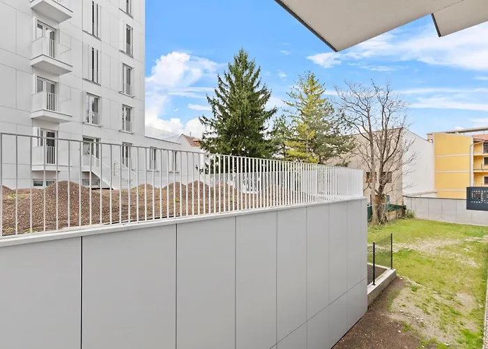 Lam Serenity Free Parking - Balcony * Bratislava