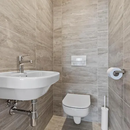 Lam Serenity Free Parking - Balcony Apartmán